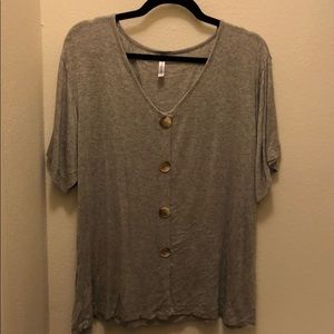 Reversible faux button tee